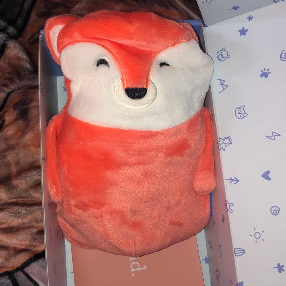 FLYNN THE FOX ZIP UP HOODIE